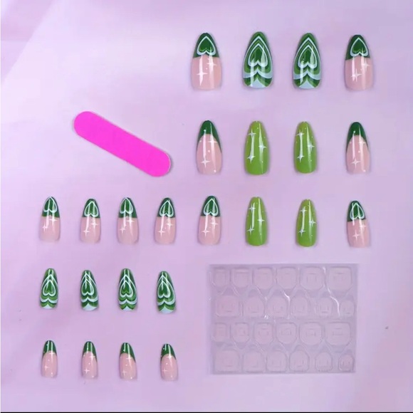 🍒🍒 Green Heart Press On Nails 24 Pieces❗️Final Price❗️ - Picture 4 of 7